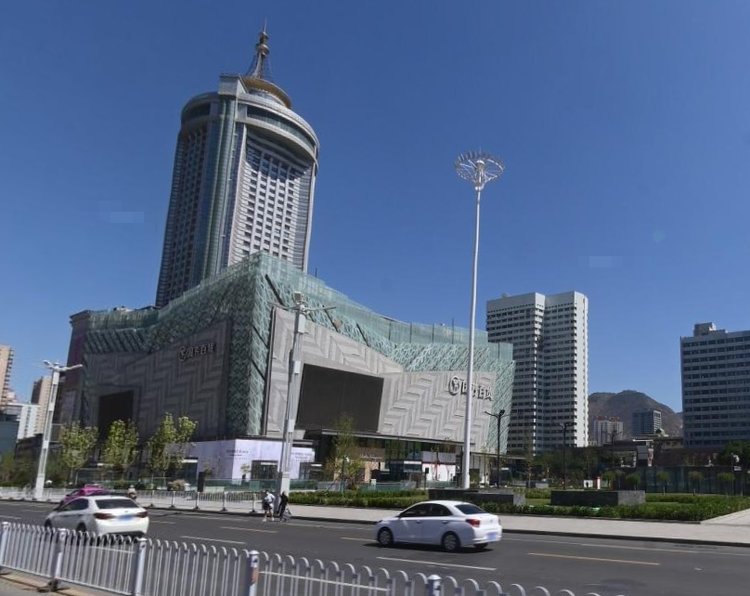 蘭州國芳百貨LED大屏廣告 占據東方紅商圈核心，引爆品牌聲量